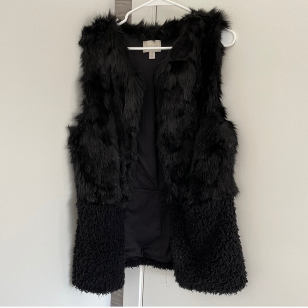 HINGE FAUX FUR SHEARLING VEST